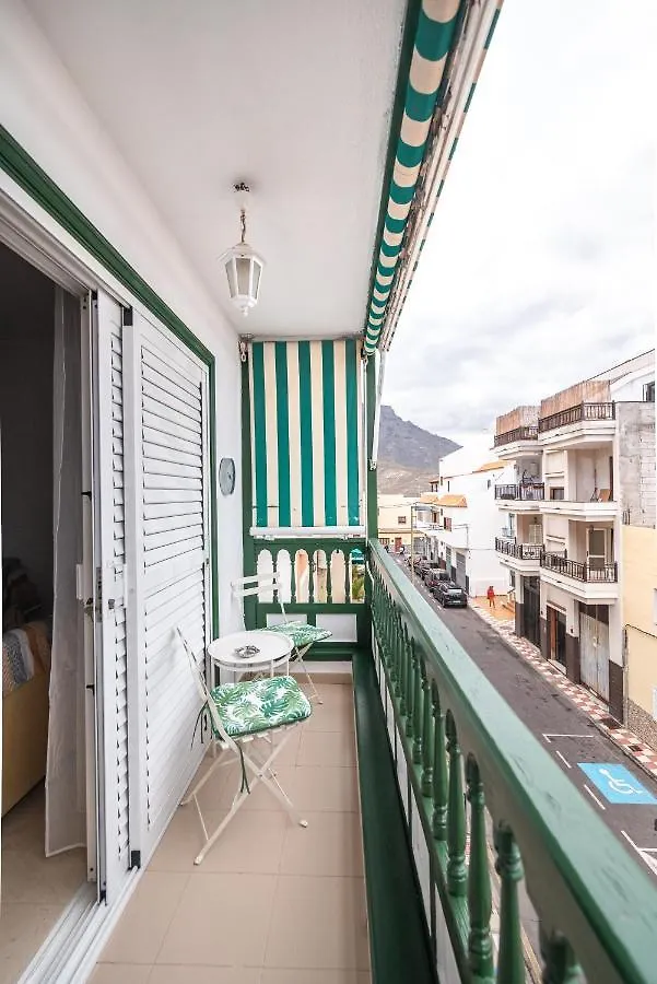 Apartamento En Barrio Tipico: Experiencia Local. Apartment Costa Adeje  Spain