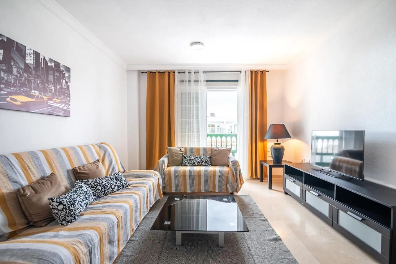 Apartamento En Barrio Tipico: Experiencia Local. location